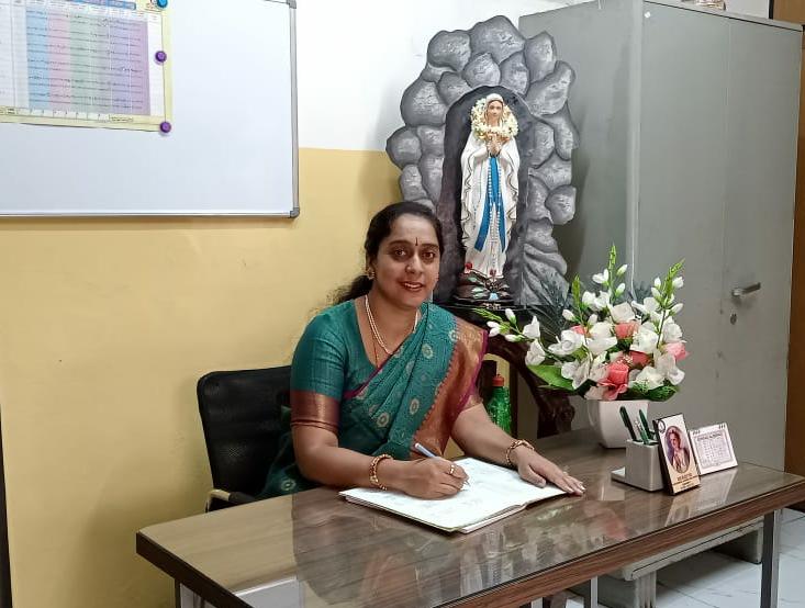 LOURDES ENGLISH MEDIUM SCHOOL